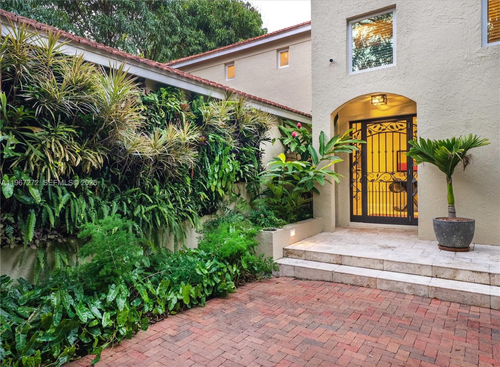 4867 SW 82nd St, Miami FL 33143 — 61