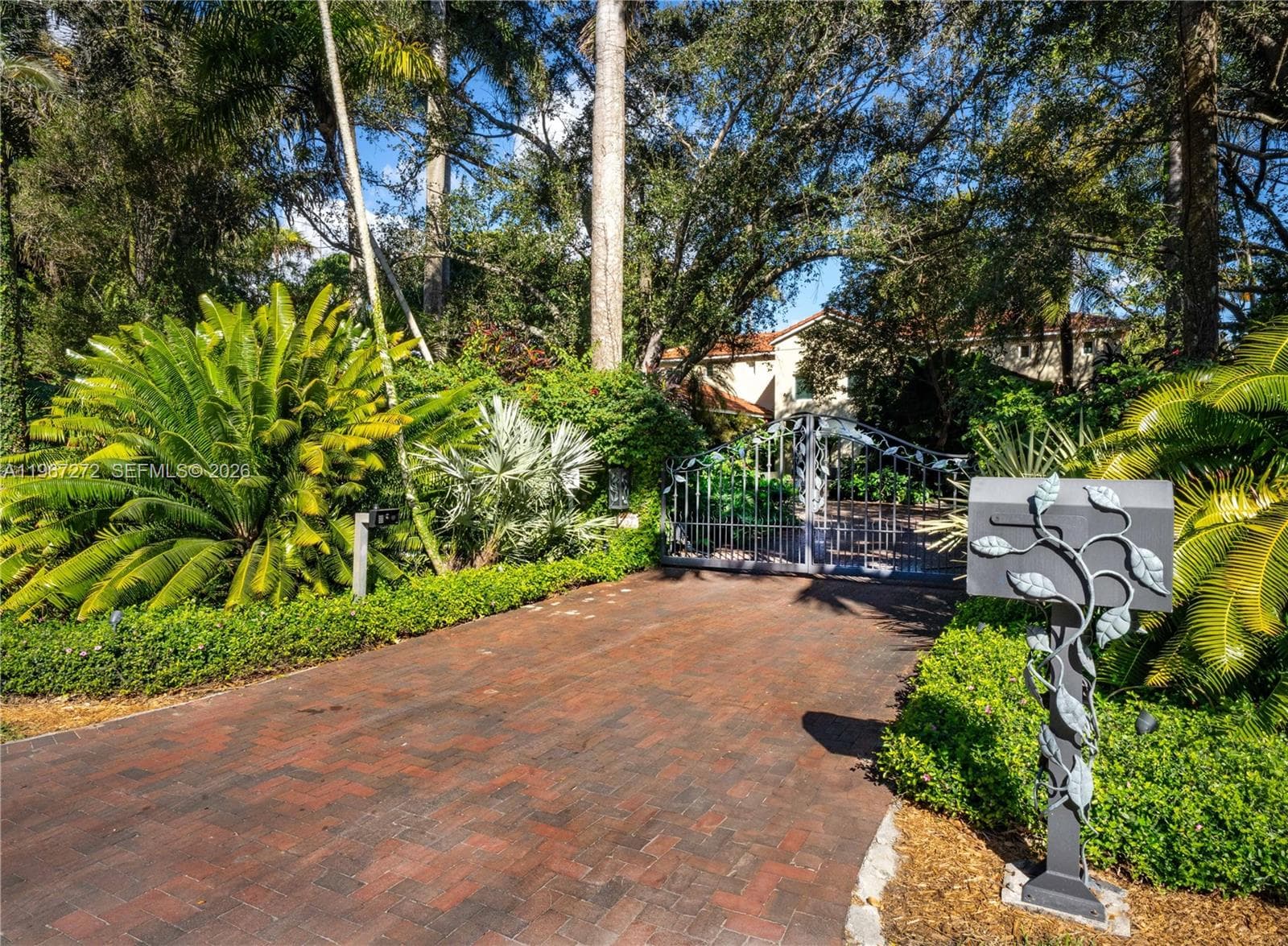 4867 SW 82nd St, Miami FL 33143 — 65