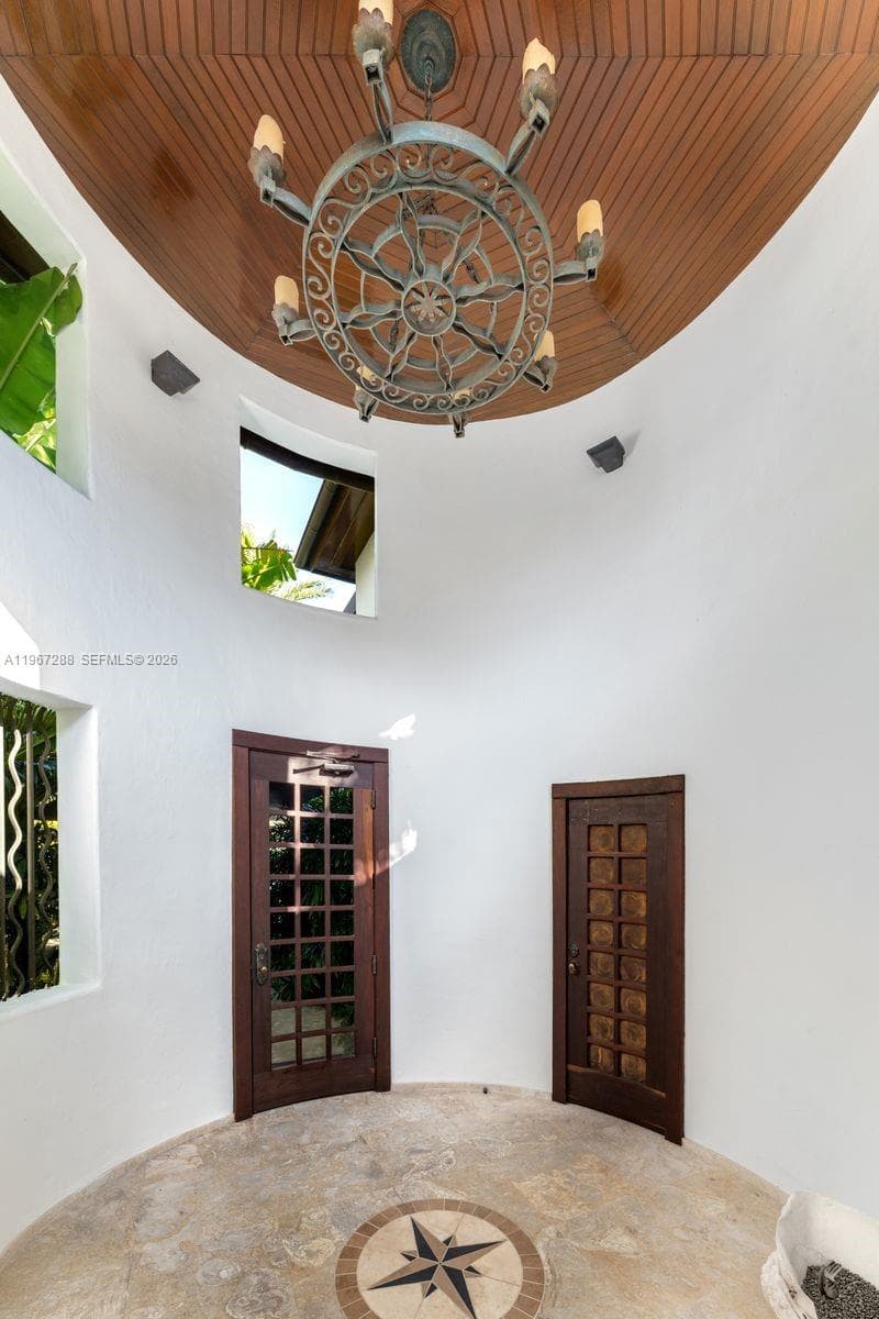 34 W DILIDO DR, Miami Beach FL 33139 — 11