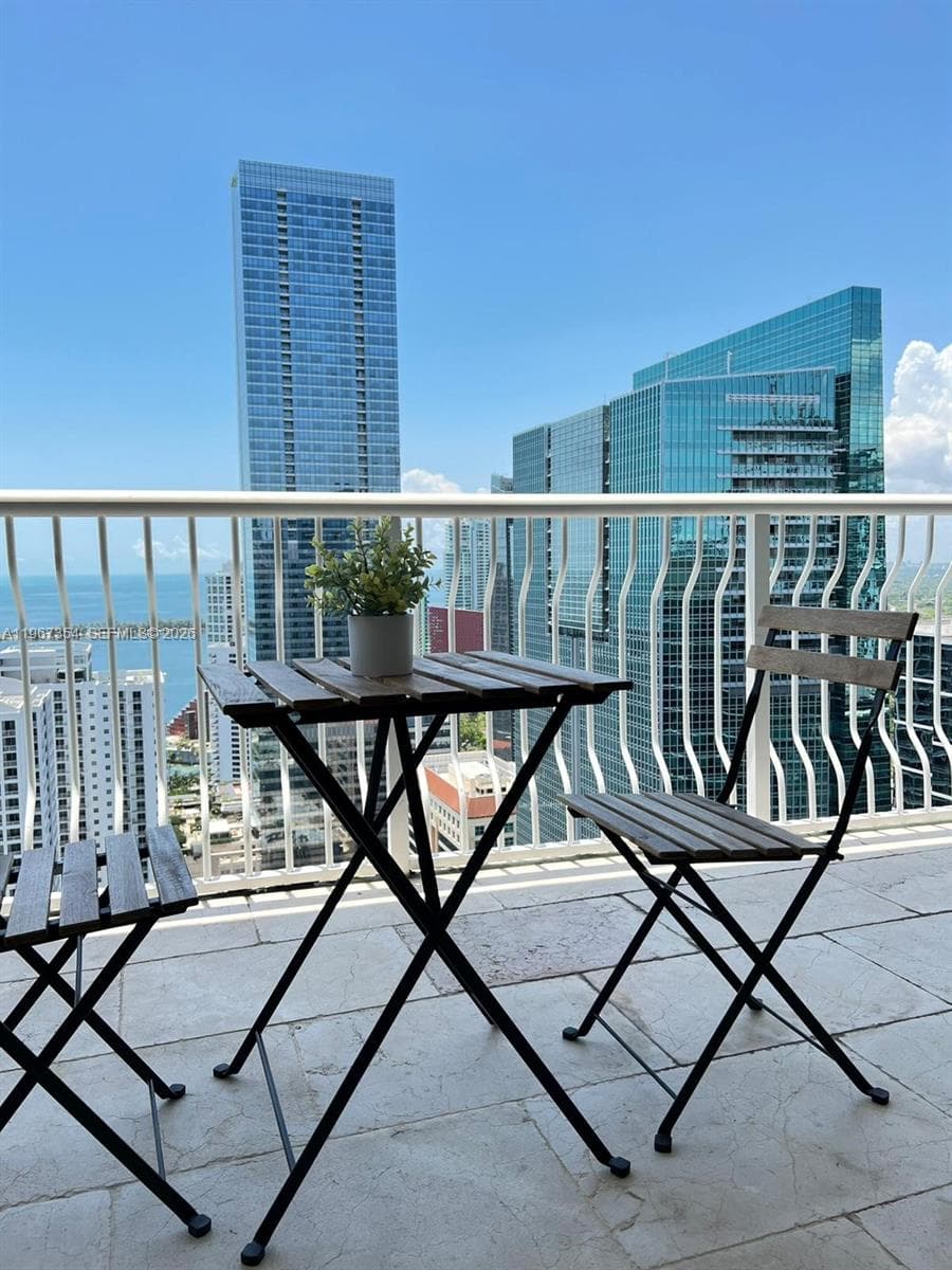 1200 Brickell Bay Dr # 4217, Miami FL 33131 — 1
