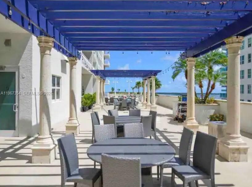 1200 Brickell Bay Dr # 4217, Miami FL 33131 — 21