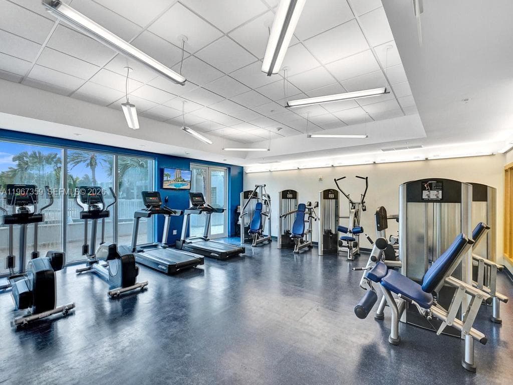 19400 Turnberry Way # 1012, Aventura FL 33180 — 51