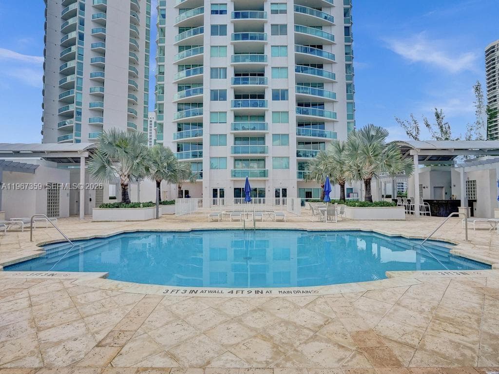19400 Turnberry Way # 1012, Aventura FL 33180 — 50