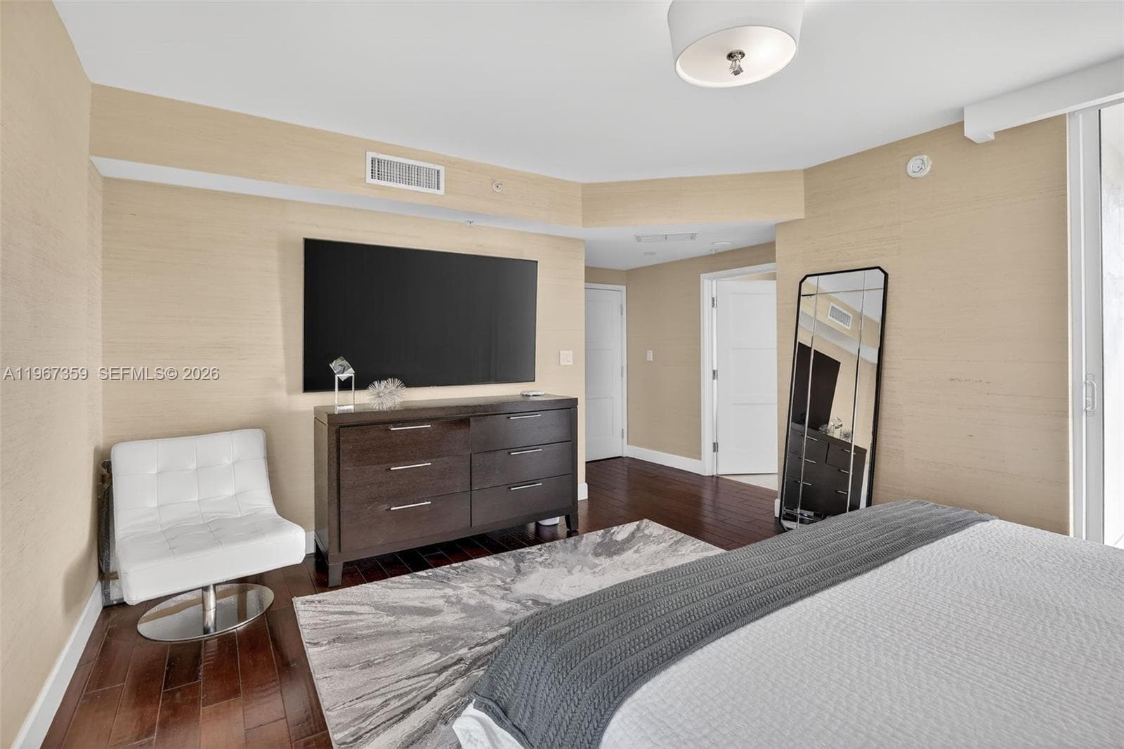 19400 Turnberry Way # 1012, Aventura FL 33180 — 19