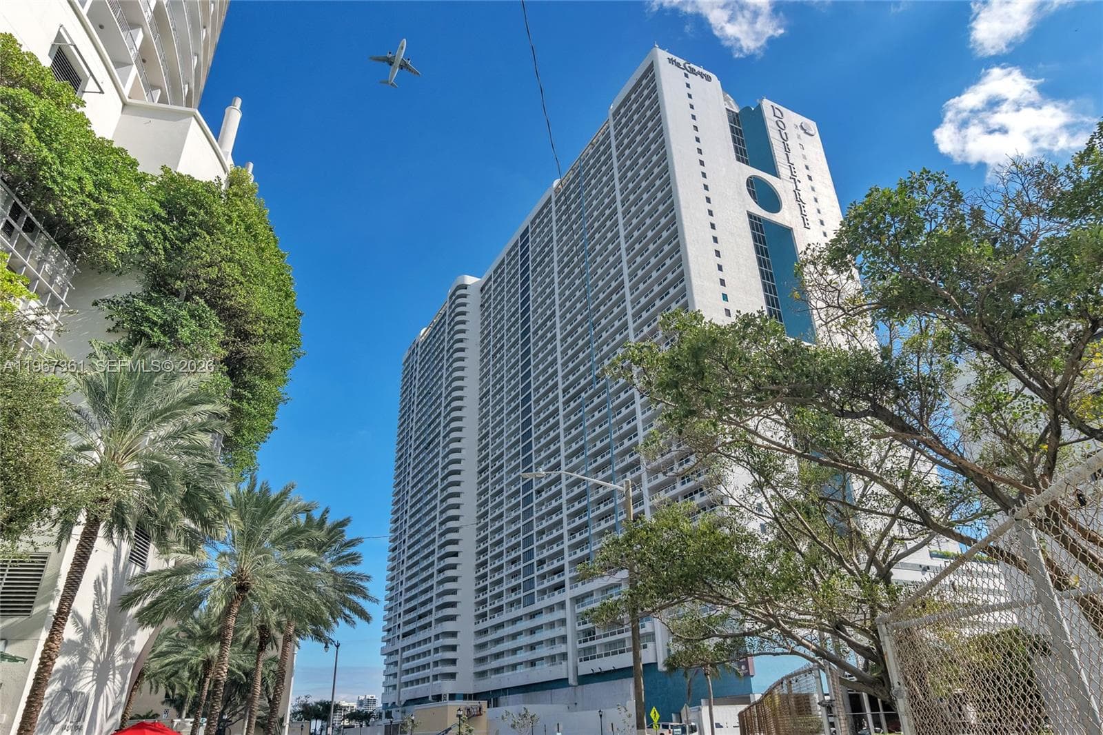 1717 N Bayshore Dr # 1132, Miami FL 33132 — 26