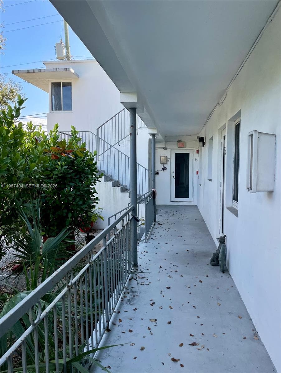 648 NE 80th St, Miami FL 33138 — 10