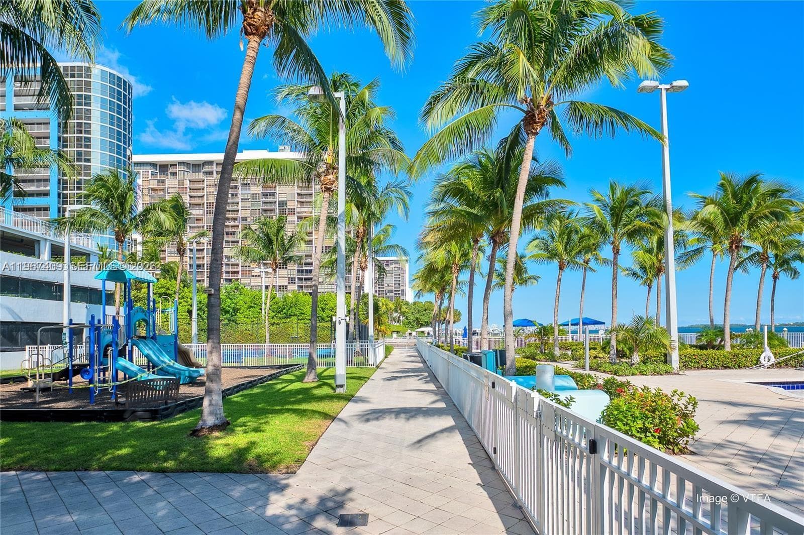 2101 Brickell Ave # 2103, Miami FL 33129 — 29