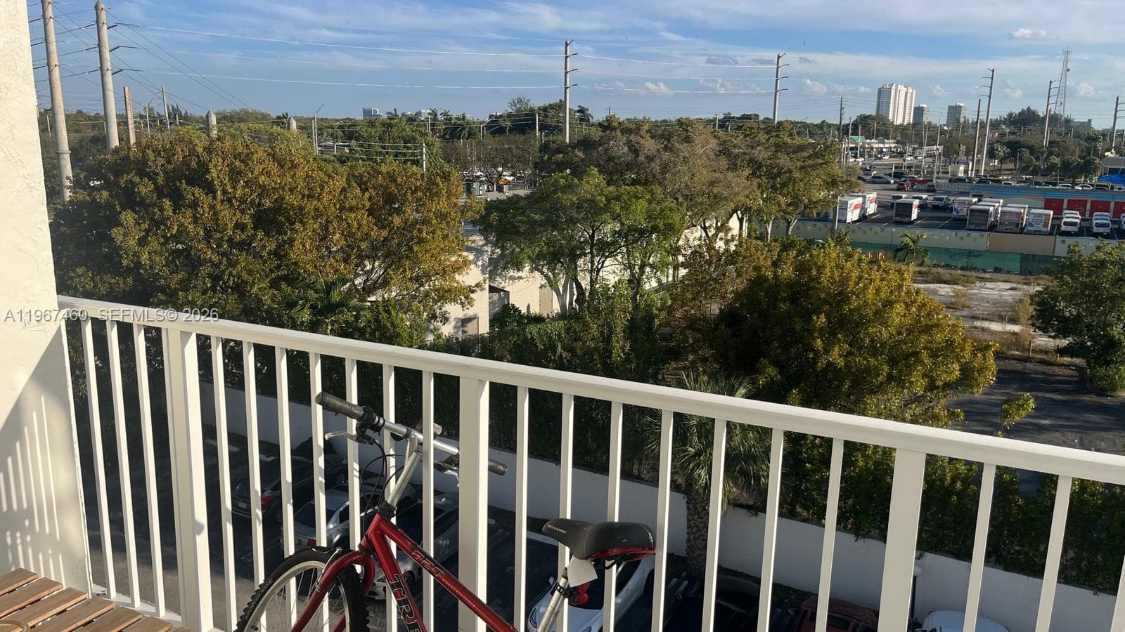 16465 NE 22nd Ave # 514, North Miami Beach FL 33160 — 9