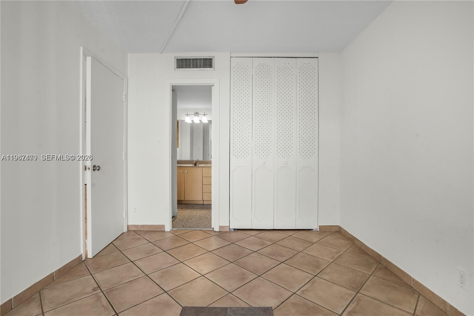 20500 W Country Club Dr # 607, Aventura FL 33180 — 25