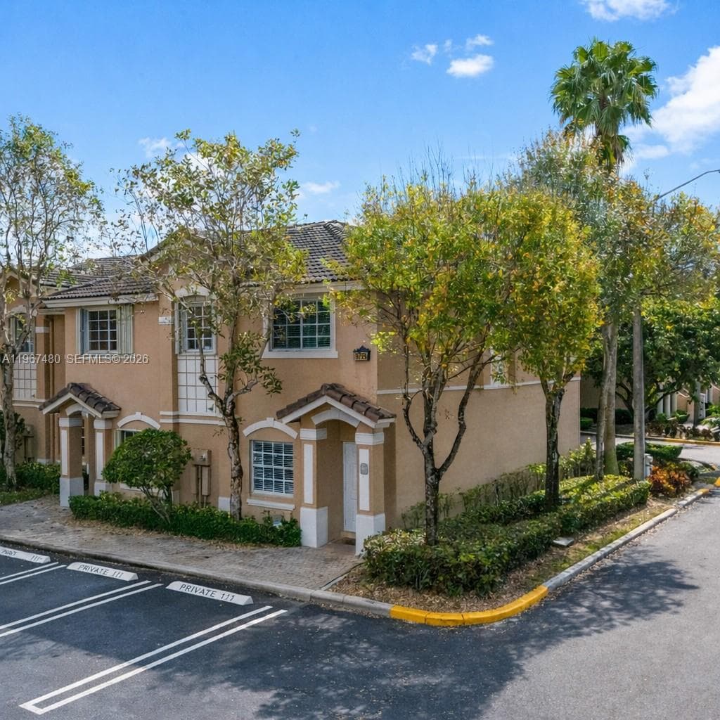 5725 NW 114th Path # 114, Doral FL 33178 — 18