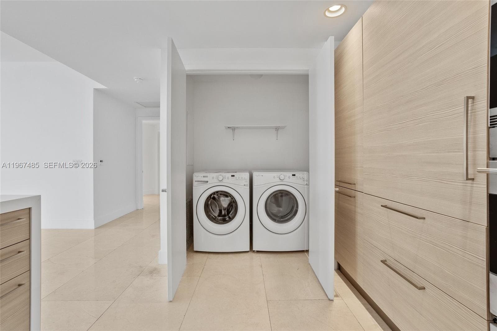 17301 Biscayne Blvd # 305, North Miami Beach FL 33160 — 34