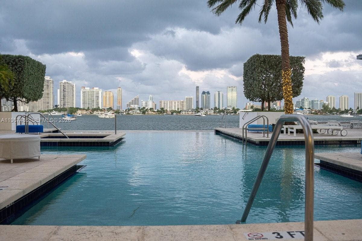 17301 Biscayne Blvd # 305, North Miami Beach FL 33160 — 45