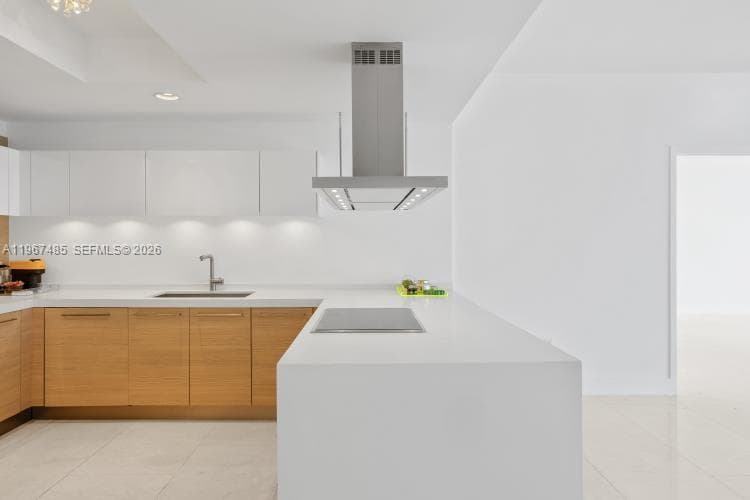 17301 Biscayne Blvd # 305, North Miami Beach FL 33160 — 11