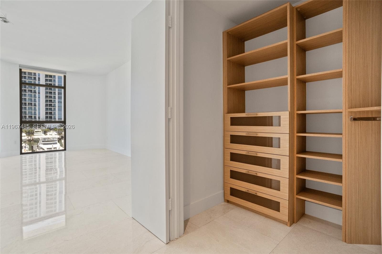 17301 Biscayne Blvd # 305, North Miami Beach FL 33160 — 21