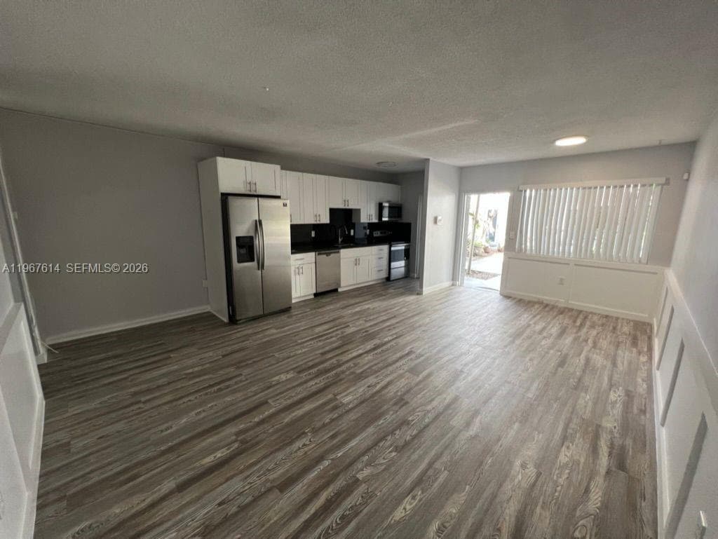 2430 NE 135th St # 105, North Miami FL 33181 — 11