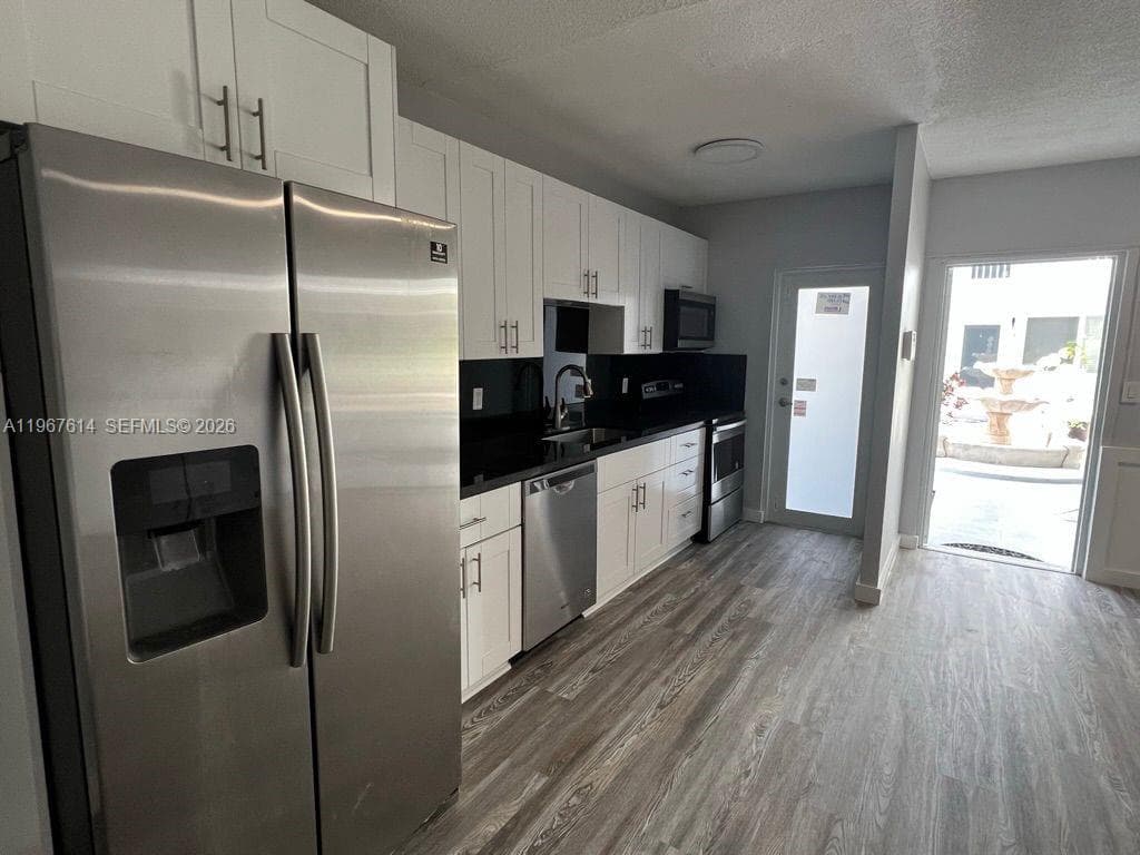 2430 NE 135th St # 105, North Miami FL 33181 — 4