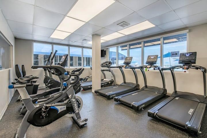 19201 Collins Avenue # 337, Sunny Isles Beach FL 33160 — 17