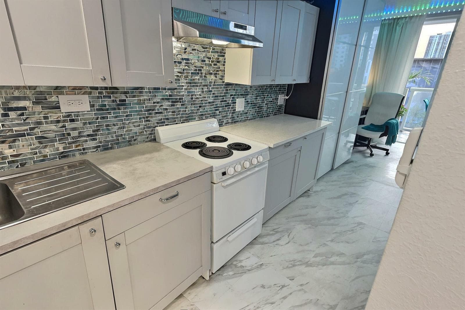 19201 Collins Avenue # 337, Sunny Isles Beach FL 33160 — 4