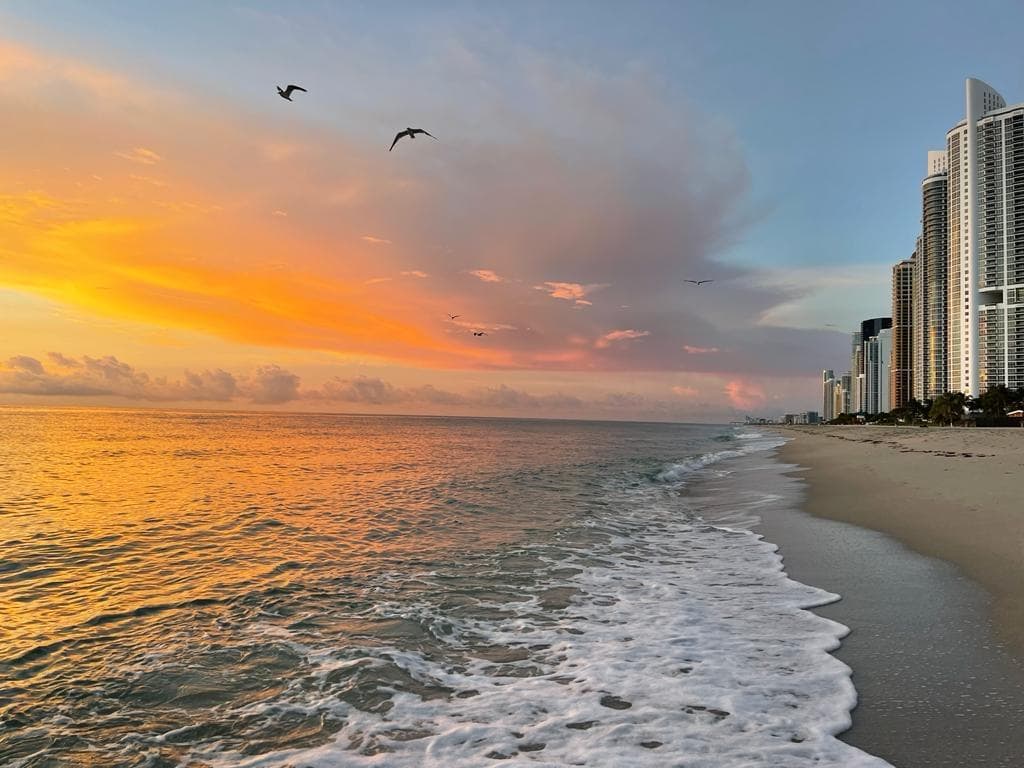 19201 Collins Avenue # 809, Sunny Isles Beach FL 33160 — 18