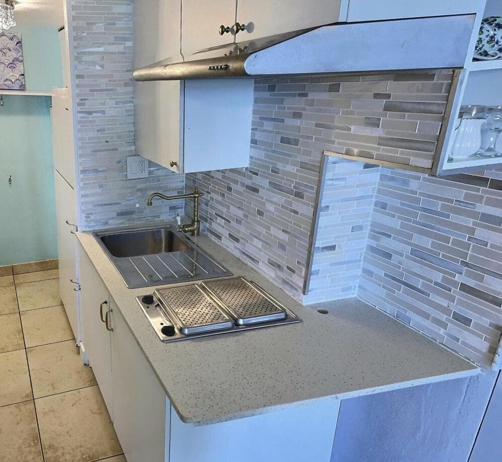 19201 Collins Avenue # 809, Sunny Isles Beach FL 33160 — 11