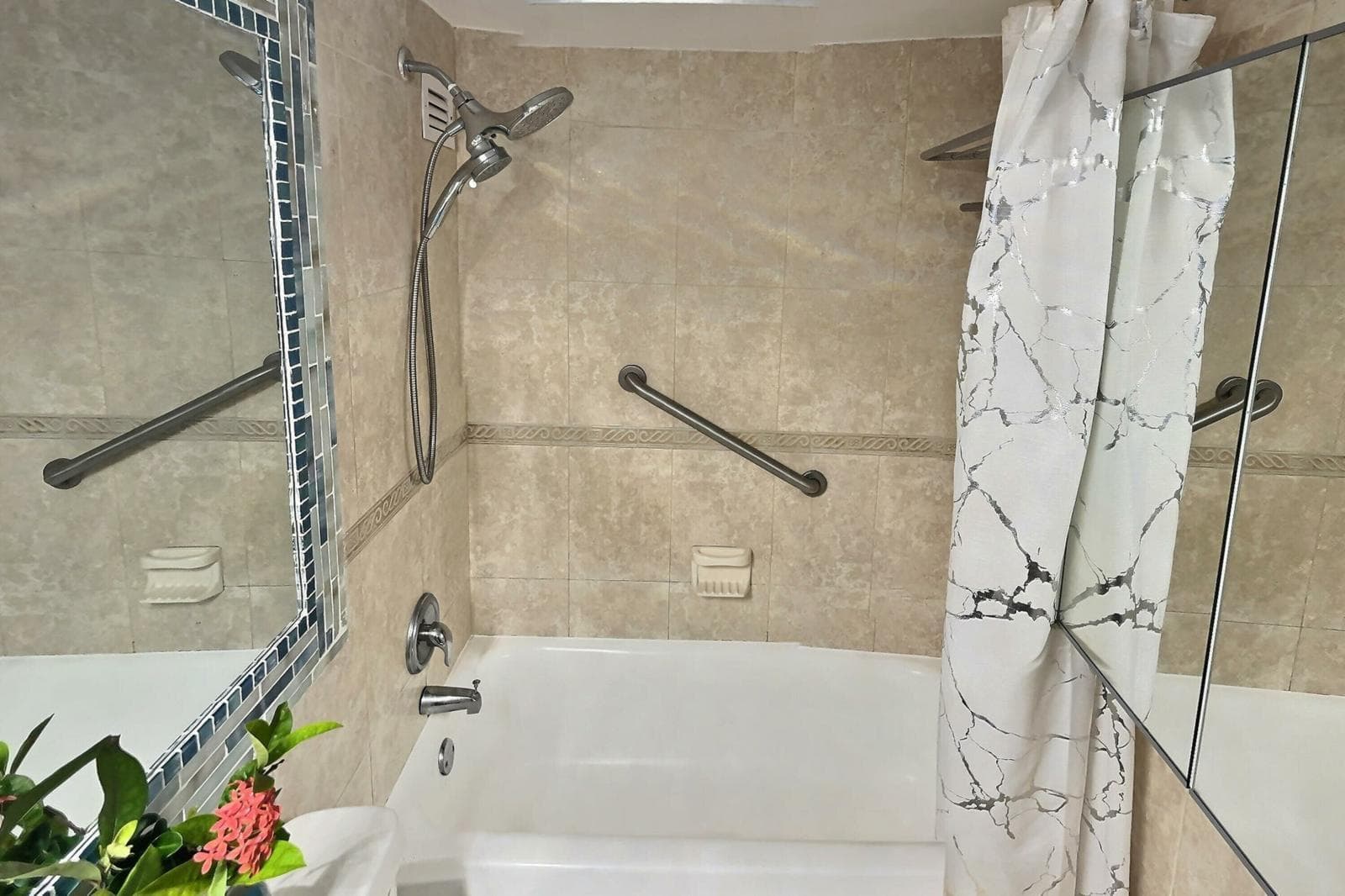 19201 Collins Avenue # 809, Sunny Isles Beach FL 33160 — 8