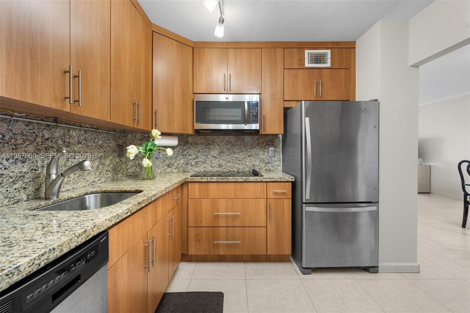 300 Bayview Dr # 1910, Sunny Isles Beach FL 33160 — 17