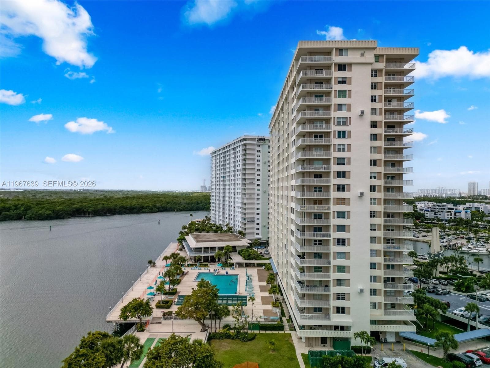 300 Bayview Dr # 1910, Sunny Isles Beach FL 33160 — 47