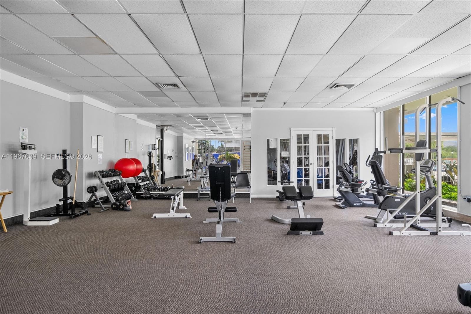 300 Bayview Dr # 1910, Sunny Isles Beach FL 33160 — 32