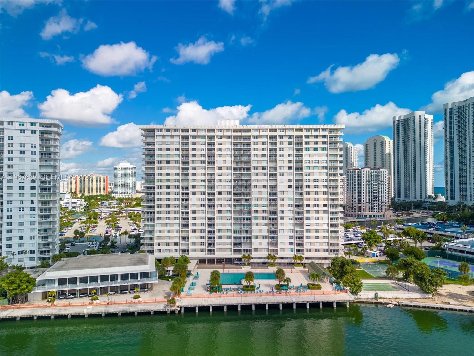 300 Bayview Dr # 1910, Sunny Isles Beach FL 33160 — 41