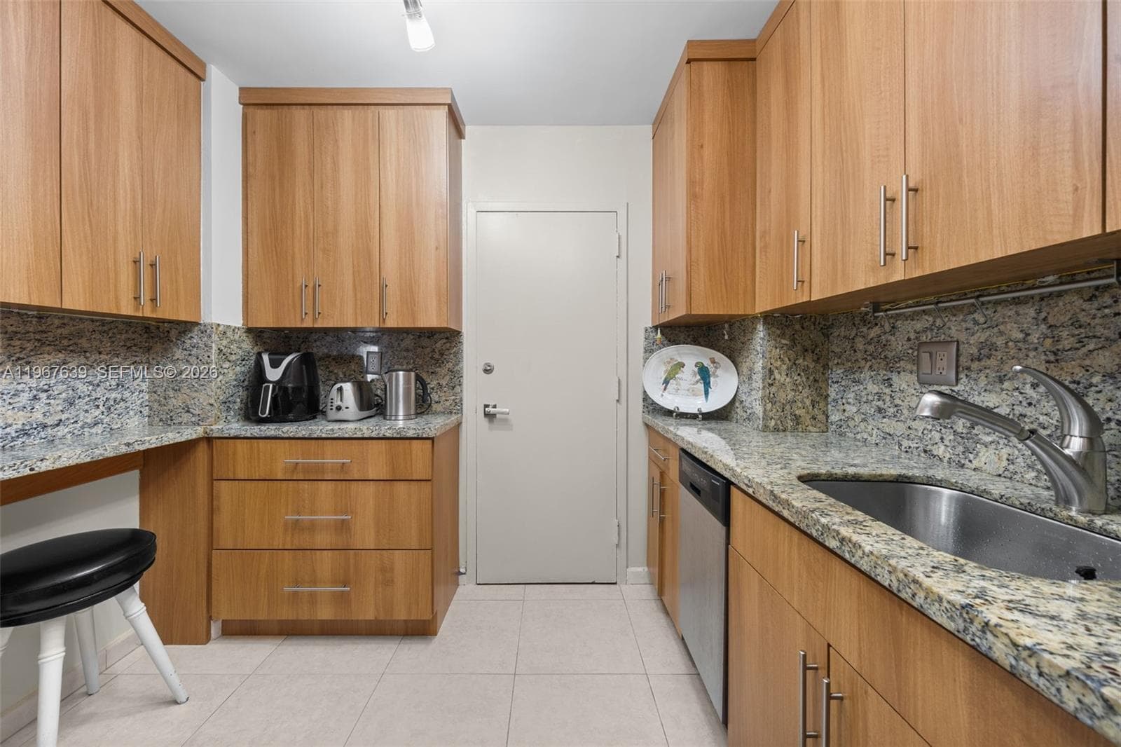 300 Bayview Dr # 1910, Sunny Isles Beach FL 33160 — 18