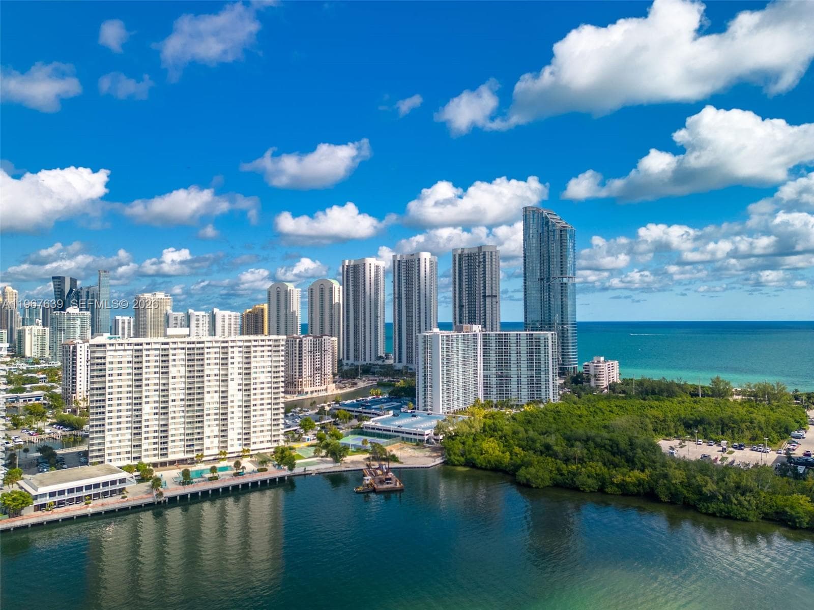 300 Bayview Dr # 1910, Sunny Isles Beach FL 33160 — 40