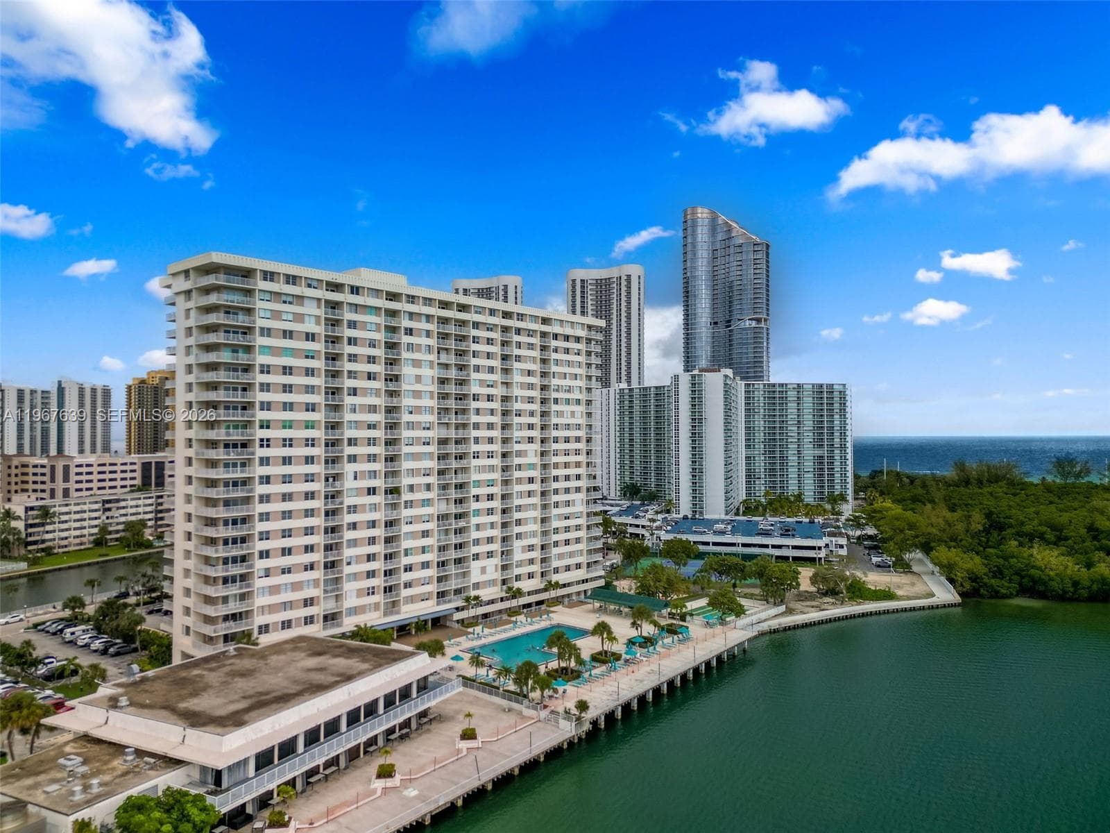 300 Bayview Dr # 1910, Sunny Isles Beach FL 33160 — 39