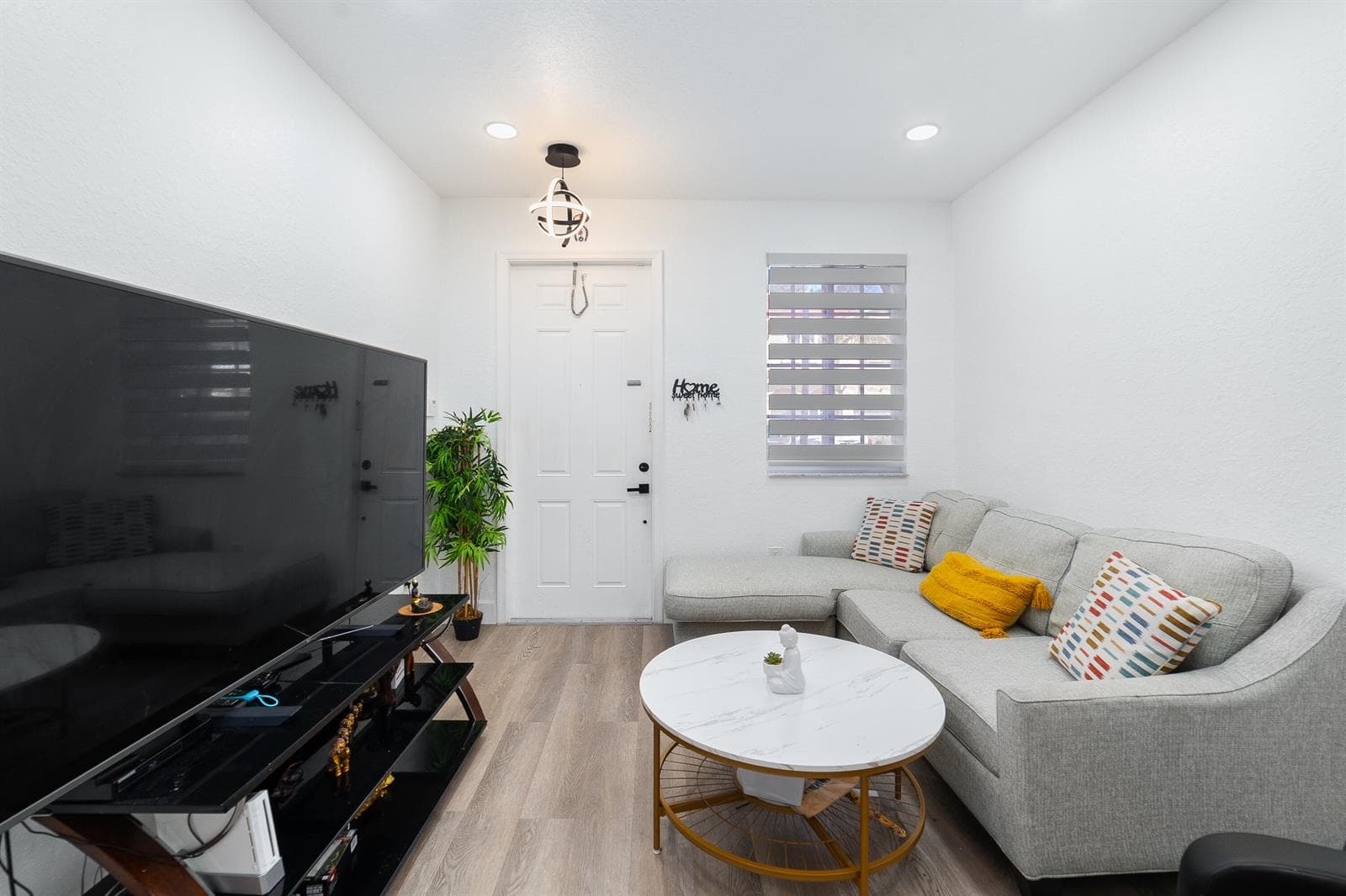 21105 NW 14th Place # 4, Miami Gardens FL 33169 — 17