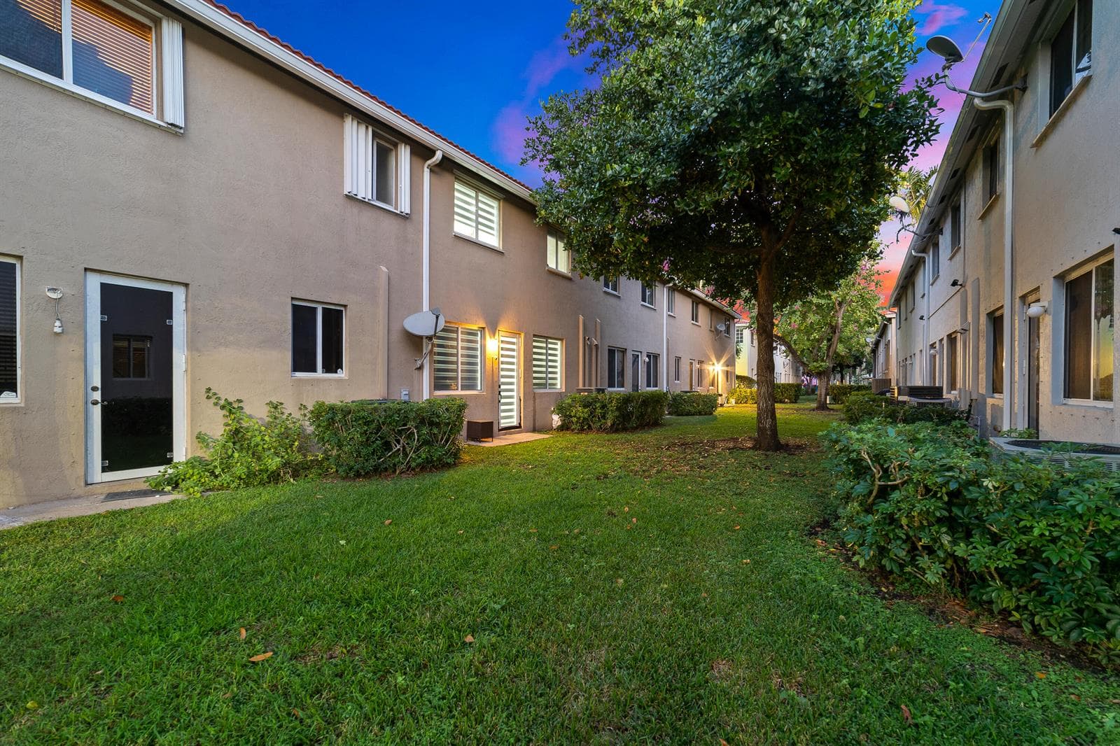 21105 NW 14th Place # 4, Miami Gardens FL 33169 — 49