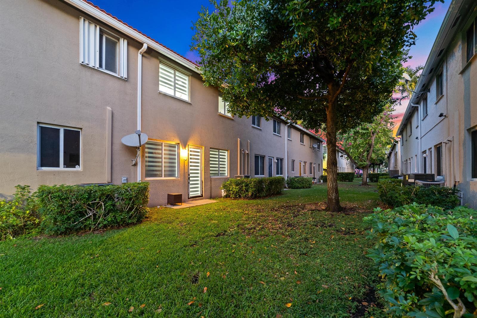 21105 NW 14th Place # 4, Miami Gardens FL 33169 — 50