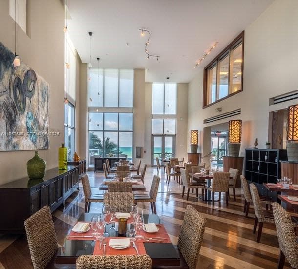 18683 Collins Ave # 1404, Sunny Isles Beach FL 33160 — 21