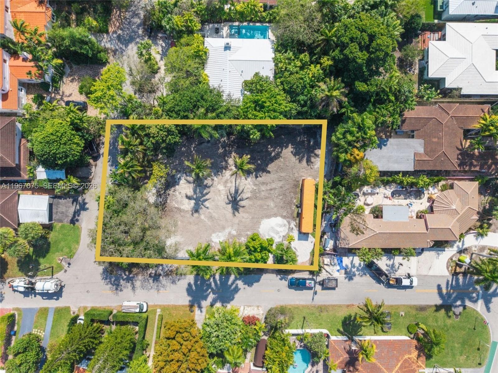 2880 Fairgreen Dr, Miami Beach FL 33140 — 3