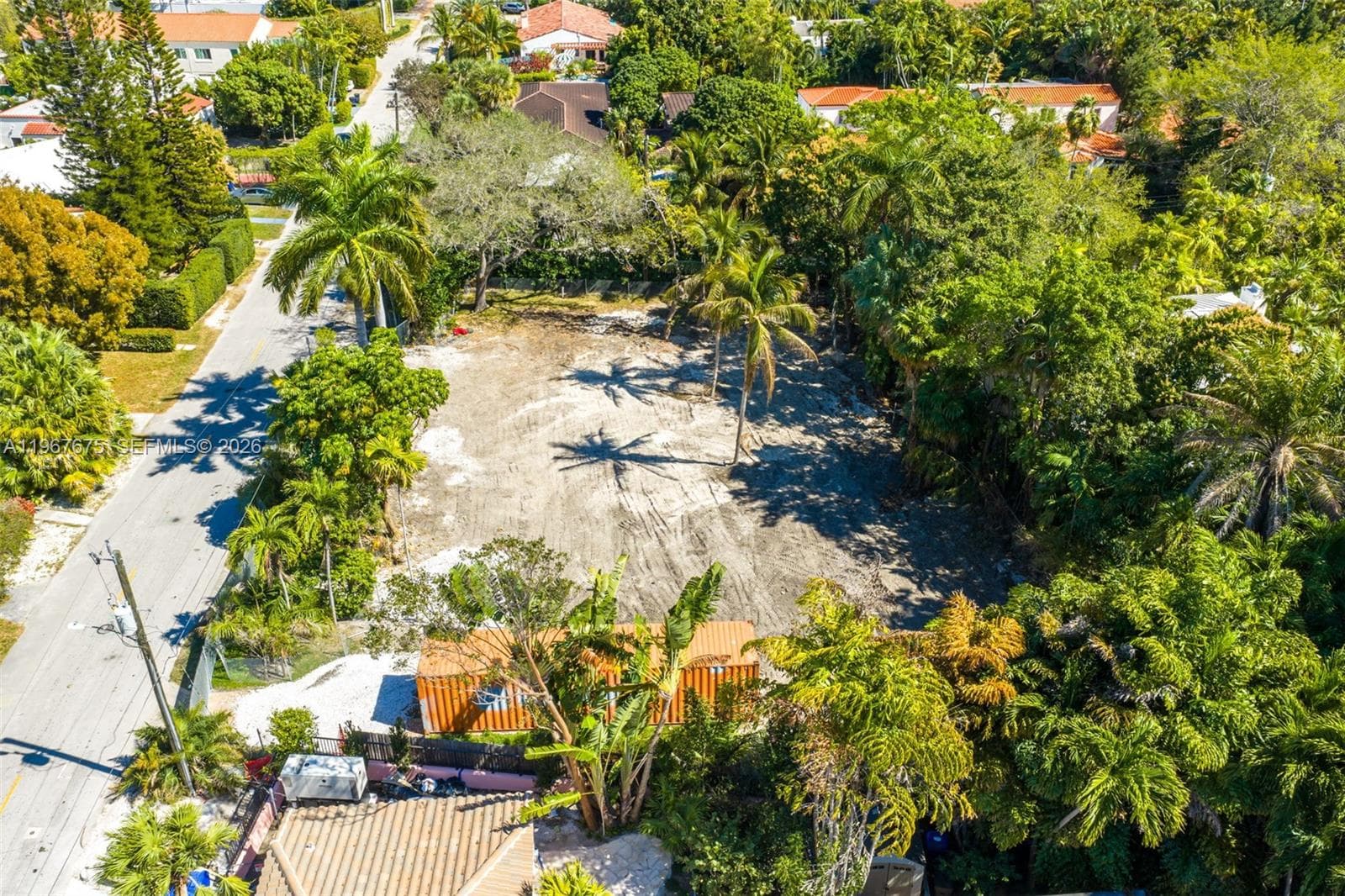 2880 Fairgreen Dr, Miami Beach FL 33140 — 9