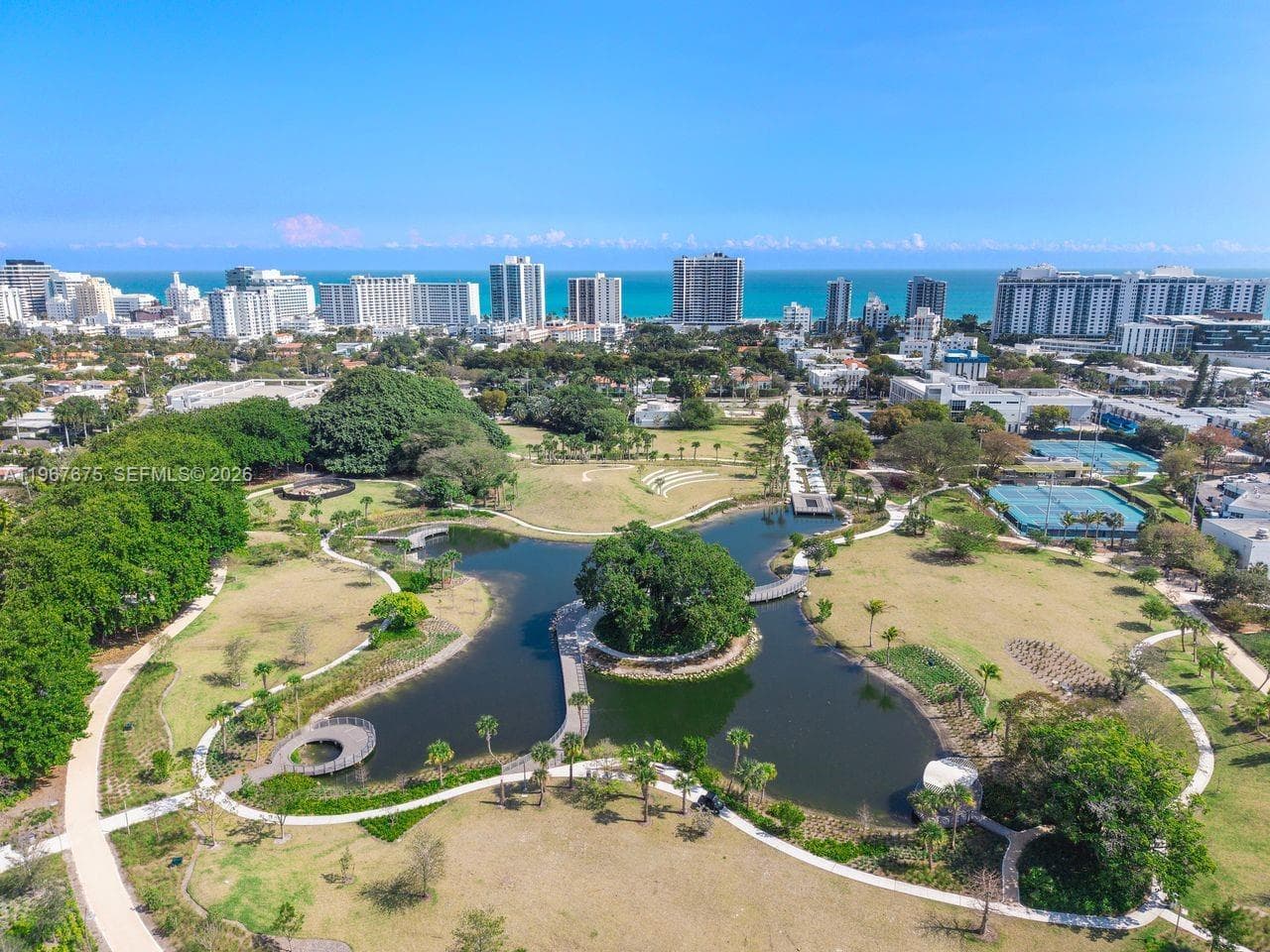 2880 Fairgreen Dr, Miami Beach FL 33140 — 11