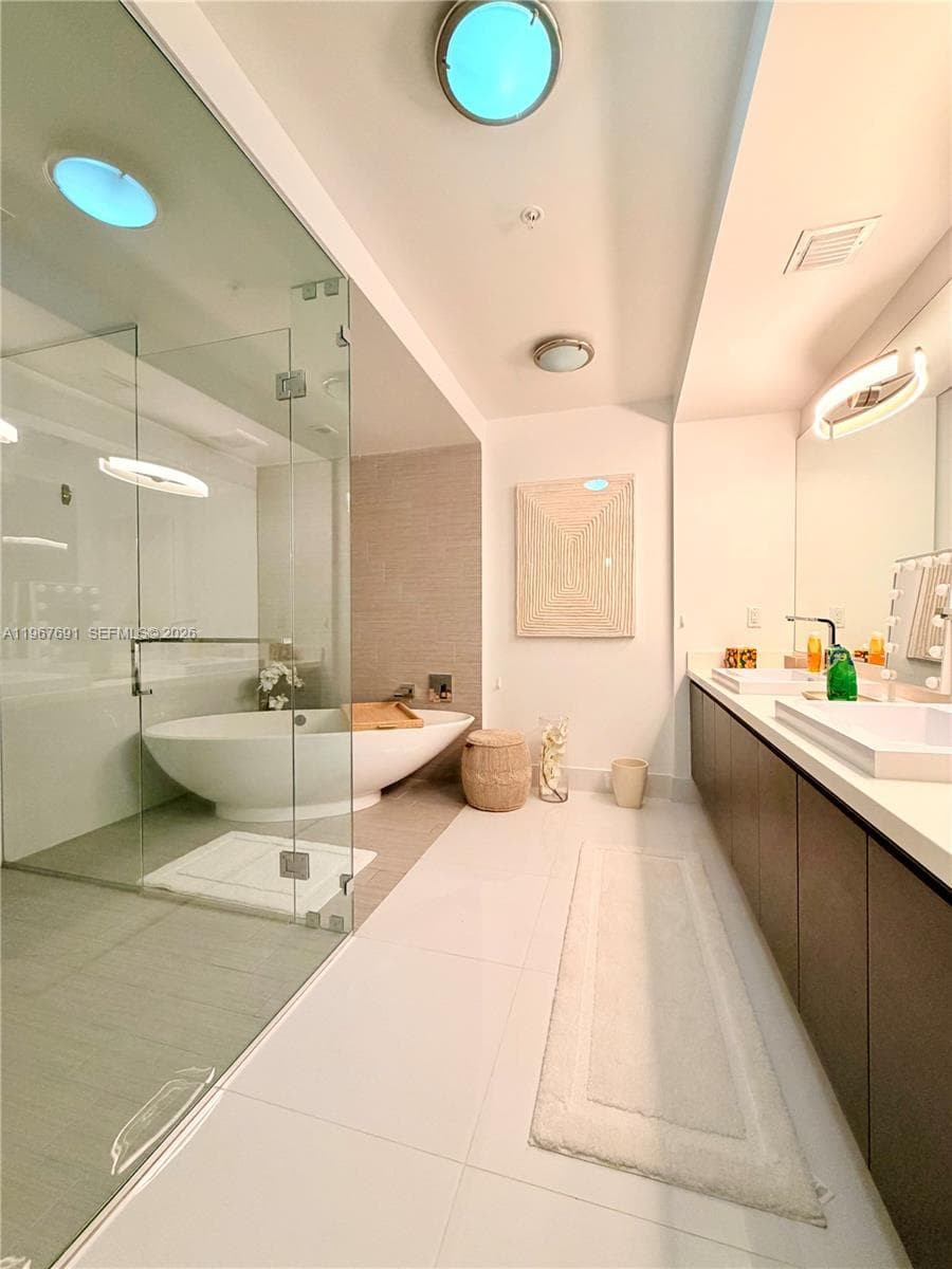 300 Sunny Isles Blvd # 1206, Sunny Isles Beach FL 33160 — 9