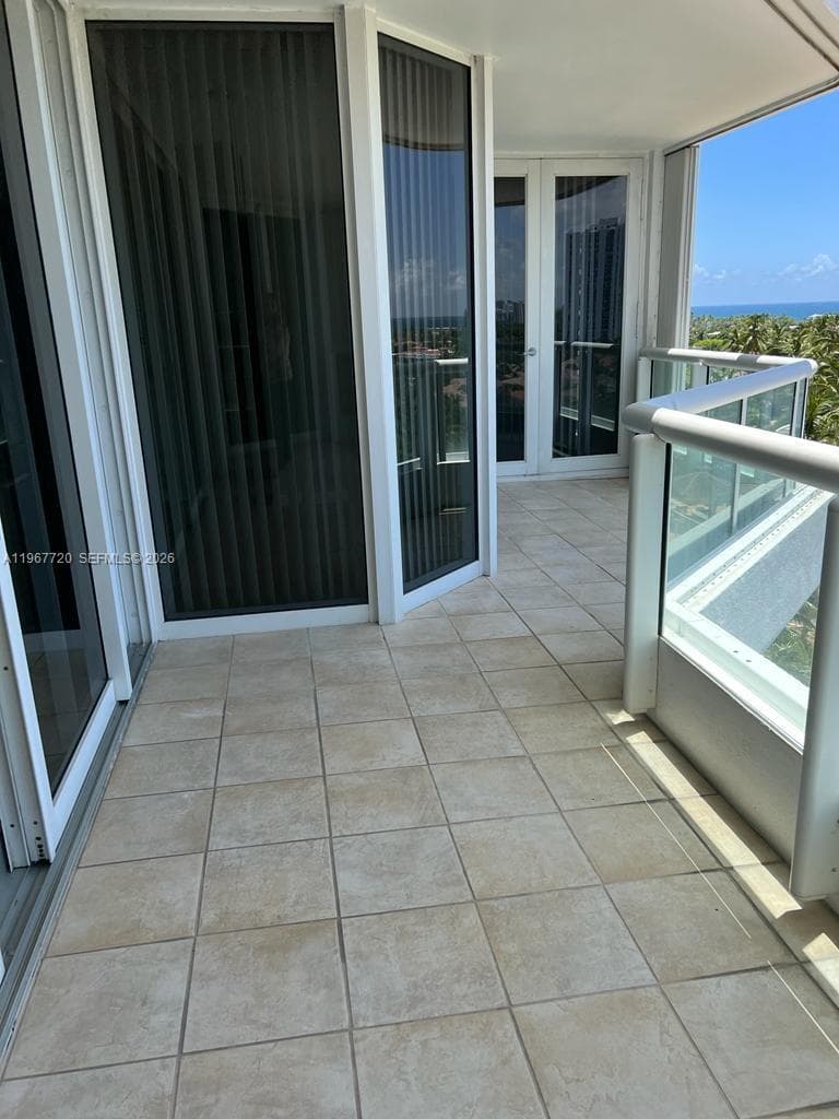 21055 Yacht Club Dr # 1009, Aventura FL 33180 — 13