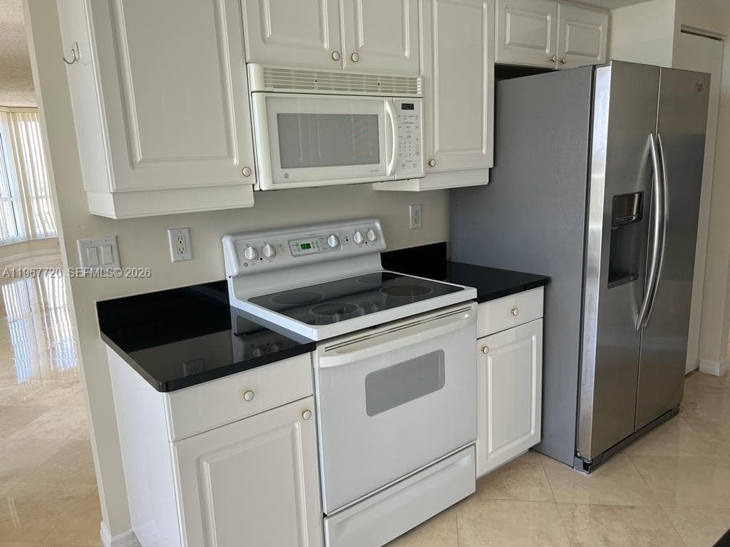 21055 Yacht Club Dr # 1009, Aventura FL 33180 — 7