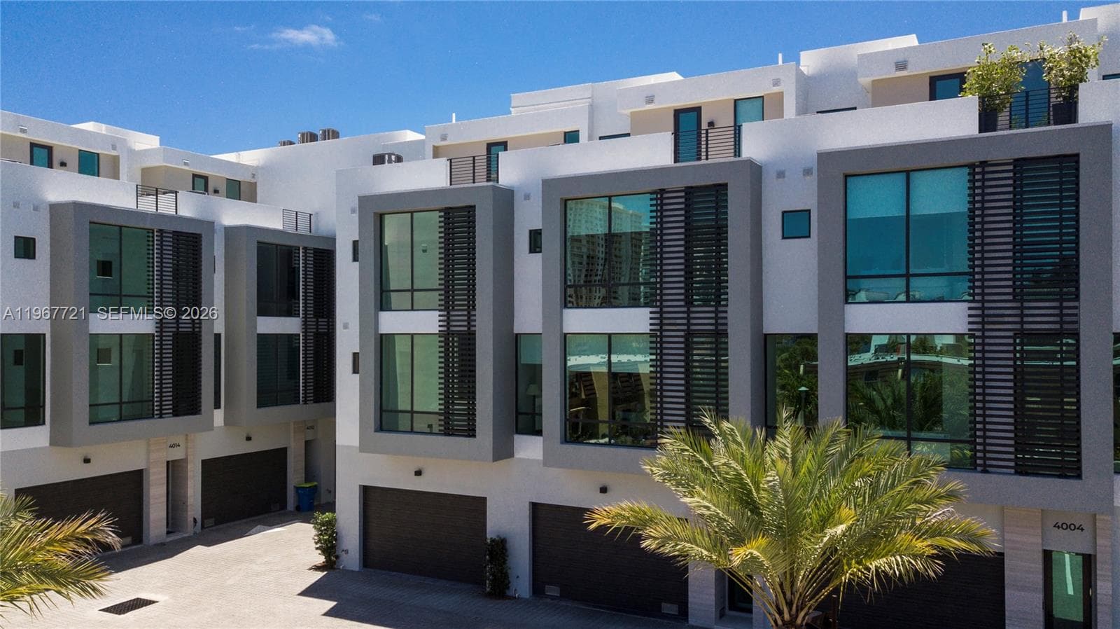 4008 NE 167th St # 6, North Miami Beach FL 33160 — 28