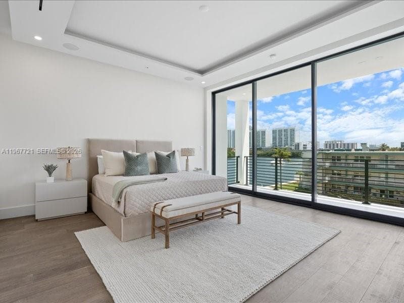 4008 NE 167th St # 6, North Miami Beach FL 33160 — 20