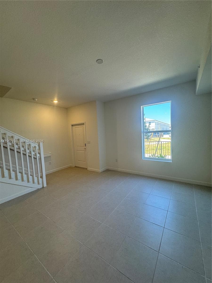 12420 SW 248 ST # 7, Miami FL 33032 — 5