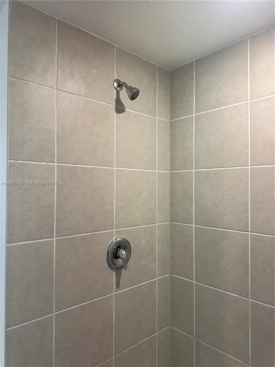 12420 SW 248 ST # 7, Miami FL 33032 — 15