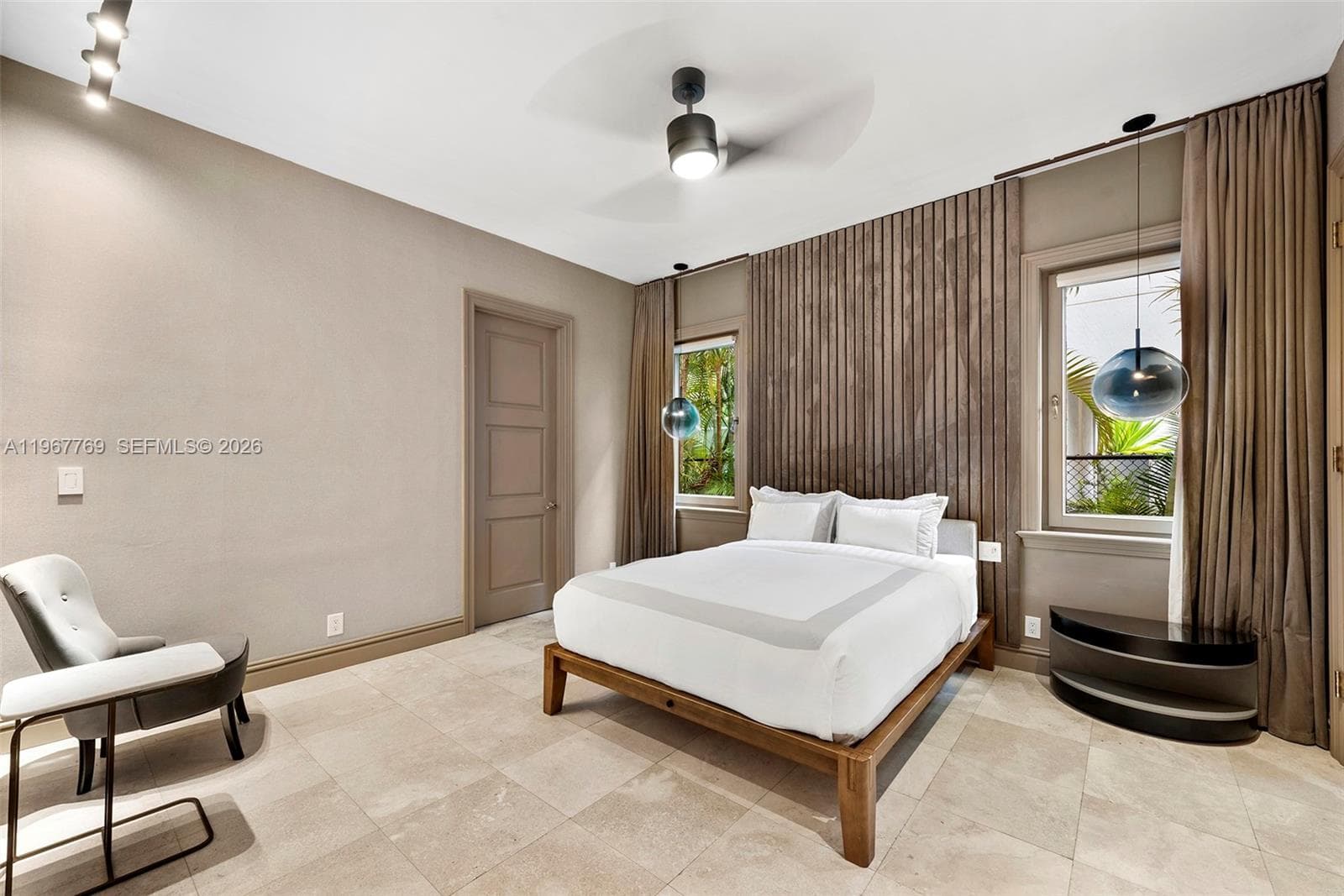 432 S Hibiscus Dr, Miami Beach FL 33139 — 27