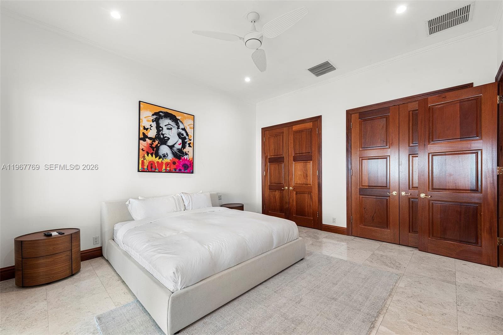 432 S Hibiscus Dr, Miami Beach FL 33139 — 42