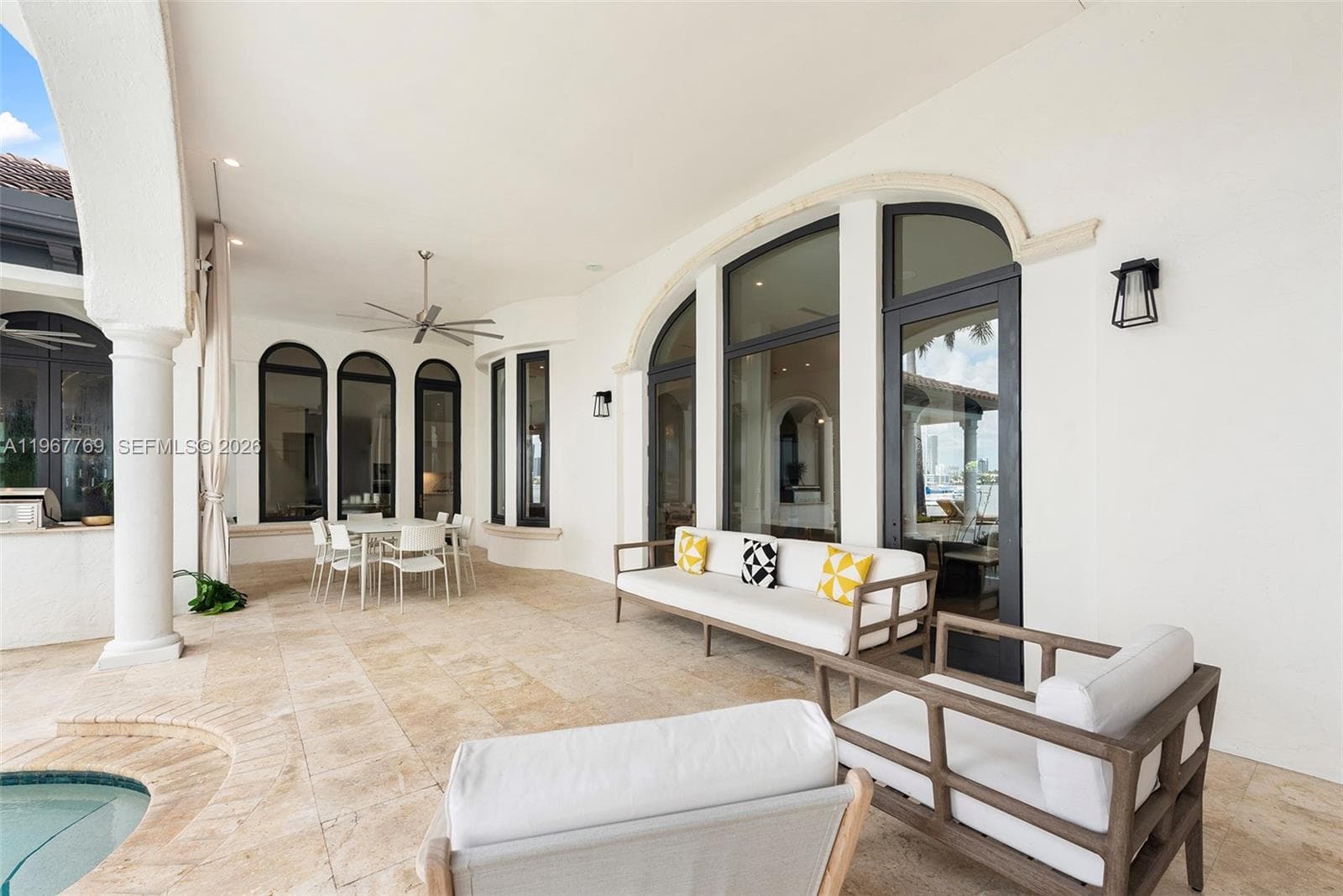 432 S Hibiscus Dr, Miami Beach FL 33139 — 46
