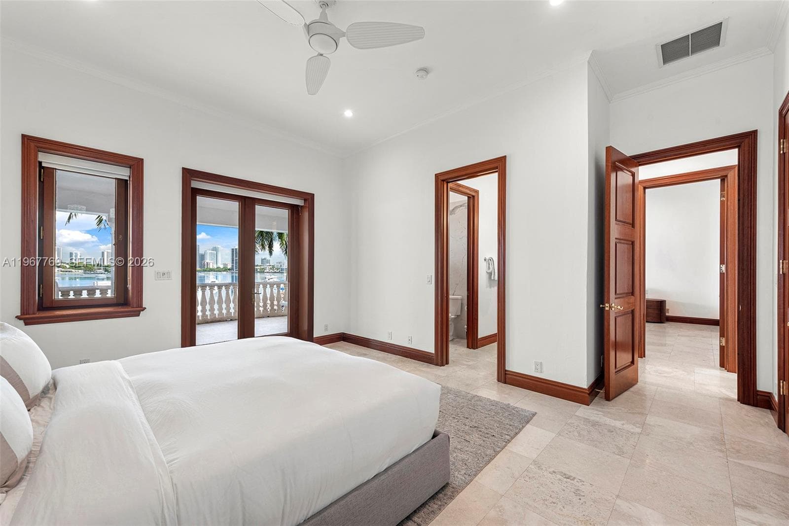 432 S Hibiscus Dr, Miami Beach FL 33139 — 37